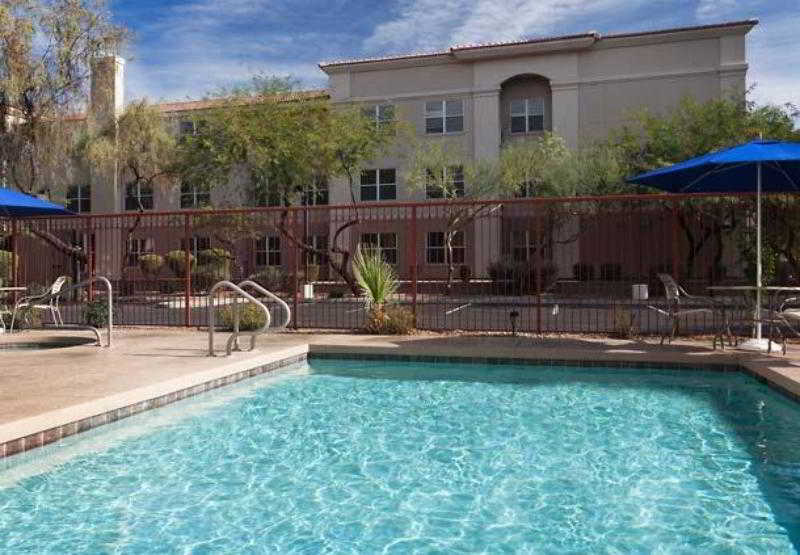 Holiday Inn Express & Suites Phoenix - Mesa West By Ihg Exterior photo